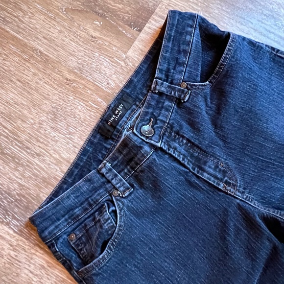 Nine West - West End Bootcut Jean - 19/29 short - Picture 3 of 6